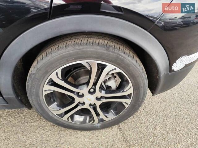 Черный Шевроле Bolt EV, объемом двигателя 0 л и пробегом 64 тыс. км за 14999 $, фото 60 на Automoto.ua