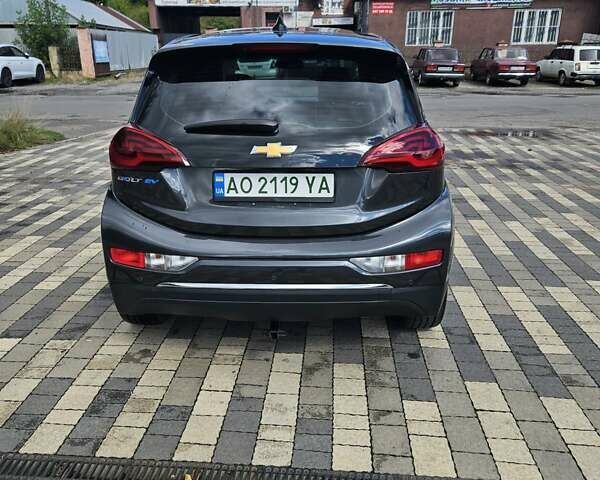 Черный Шевроле Bolt EV, объемом двигателя 0 л и пробегом 110 тыс. км за 14700 $, фото 4 на Automoto.ua