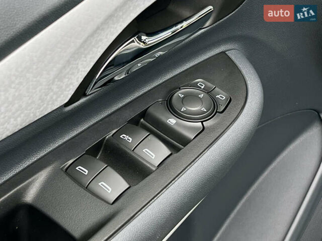 Черный Шевроле Bolt EV, объемом двигателя 0 л и пробегом 67 тыс. км за 13200 $, фото 21 на Automoto.ua