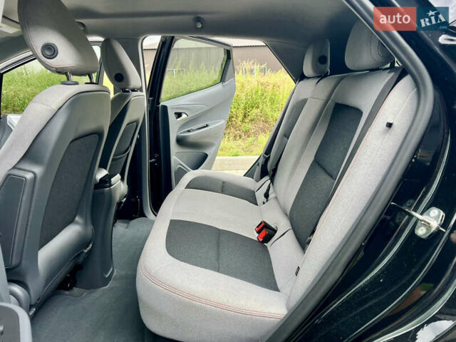 Черный Шевроле Bolt EV, объемом двигателя 0 л и пробегом 67 тыс. км за 13200 $, фото 13 на Automoto.ua