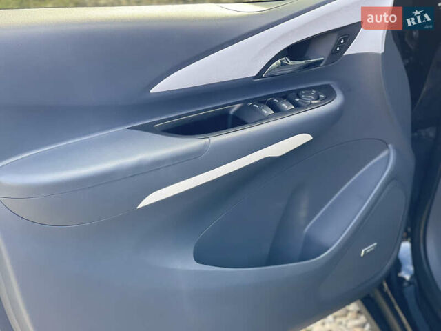 Черный Шевроле Bolt EV, объемом двигателя 0 л и пробегом 166 тыс. км за 15800 $, фото 25 на Automoto.ua