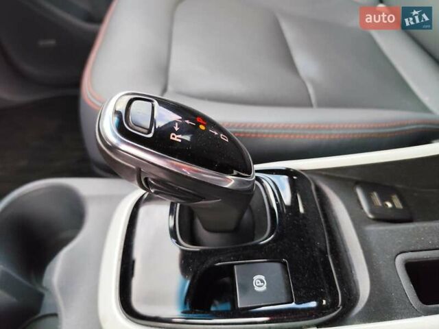 Черный Шевроле Bolt EV, объемом двигателя 0 л и пробегом 64 тыс. км за 14999 $, фото 47 на Automoto.ua