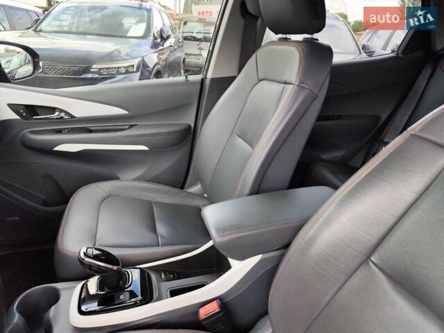 Черный Шевроле Bolt EV, объемом двигателя 0 л и пробегом 64 тыс. км за 14999 $, фото 57 на Automoto.ua