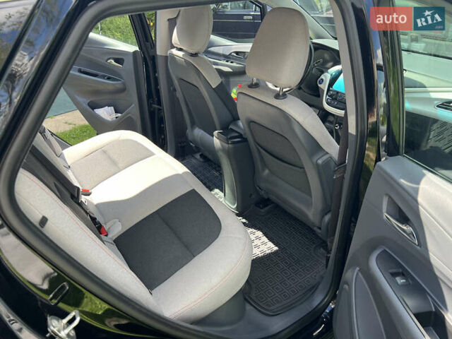 Черный Шевроле Bolt EV, объемом двигателя 0 л и пробегом 80 тыс. км за 15200 $, фото 19 на Automoto.ua