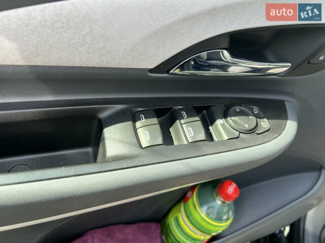 Чорний Шевроле Bolt EV, об'ємом двигуна 0 л та пробігом 89 тис. км за 15200 $, фото 12 на Automoto.ua