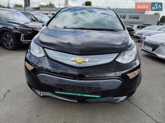 Черный Шевроле Bolt EV, объемом двигателя 0 л и пробегом 64 тыс. км за 14999 $, фото 2 на Automoto.ua