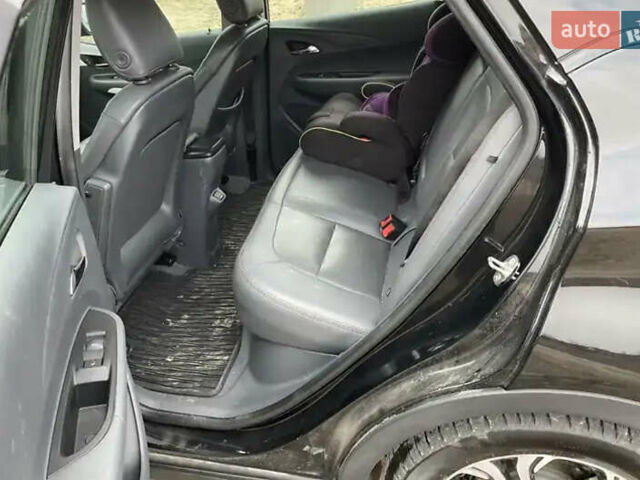 Черный Шевроле Bolt EV, объемом двигателя 0 л и пробегом 128 тыс. км за 14900 $, фото 6 на Automoto.ua