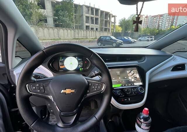 Черный Шевроле Bolt EV, объемом двигателя 0 л и пробегом 75 тыс. км за 14200 $, фото 28 на Automoto.ua