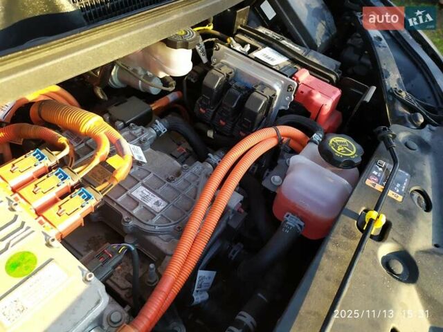 Черный Шевроле Bolt EV, объемом двигателя 0 л и пробегом 93 тыс. км за 14100 $, фото 38 на Automoto.ua