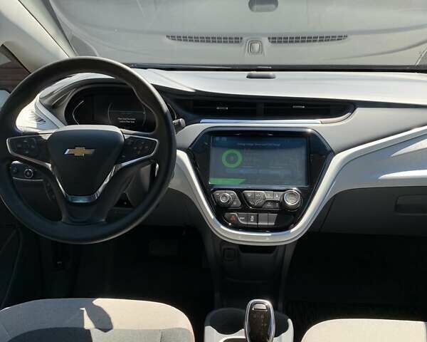Черный Шевроле Bolt EV, объемом двигателя 0 л и пробегом 75 тыс. км за 18500 $, фото 3 на Automoto.ua