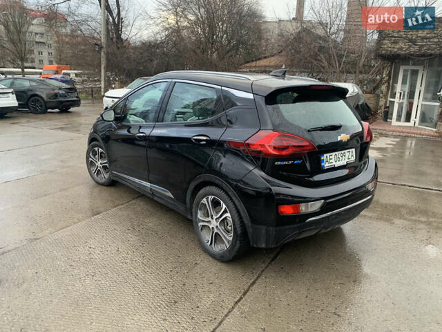 Черный Шевроле Bolt EV, объемом двигателя 0 л и пробегом 52 тыс. км за 16000 $, фото 3 на Automoto.ua