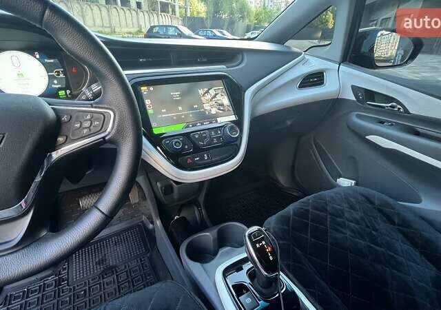 Черный Шевроле Bolt EV, объемом двигателя 0 л и пробегом 75 тыс. км за 14200 $, фото 29 на Automoto.ua