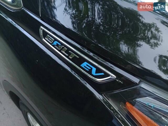 Черный Шевроле Bolt EV, объемом двигателя 0 л и пробегом 116 тыс. км за 13999 $, фото 7 на Automoto.ua