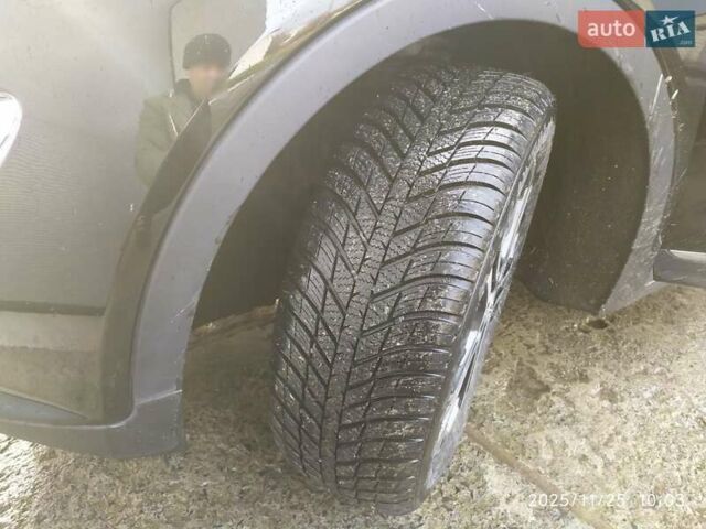 Черный Шевроле Bolt EV, объемом двигателя 0 л и пробегом 93 тыс. км за 14100 $, фото 25 на Automoto.ua