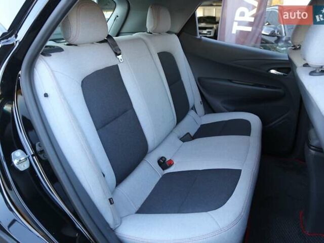 Черный Шевроле Bolt EV, объемом двигателя 0 л и пробегом 112 тыс. км за 14500 $, фото 8 на Automoto.ua