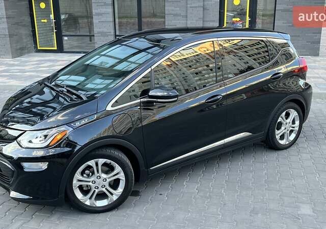 Черный Шевроле Bolt EV, объемом двигателя 0 л и пробегом 75 тыс. км за 14200 $, фото 18 на Automoto.ua