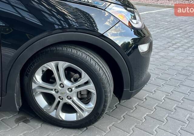Черный Шевроле Bolt EV, объемом двигателя 0 л и пробегом 75 тыс. км за 14200 $, фото 19 на Automoto.ua