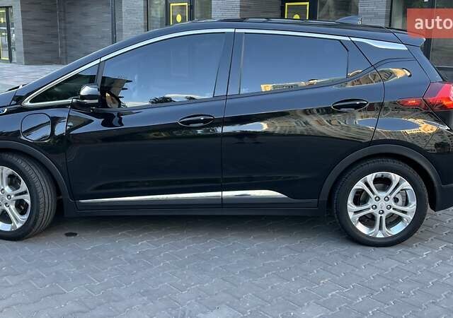 Черный Шевроле Bolt EV, объемом двигателя 0 л и пробегом 75 тыс. км за 14200 $, фото 10 на Automoto.ua