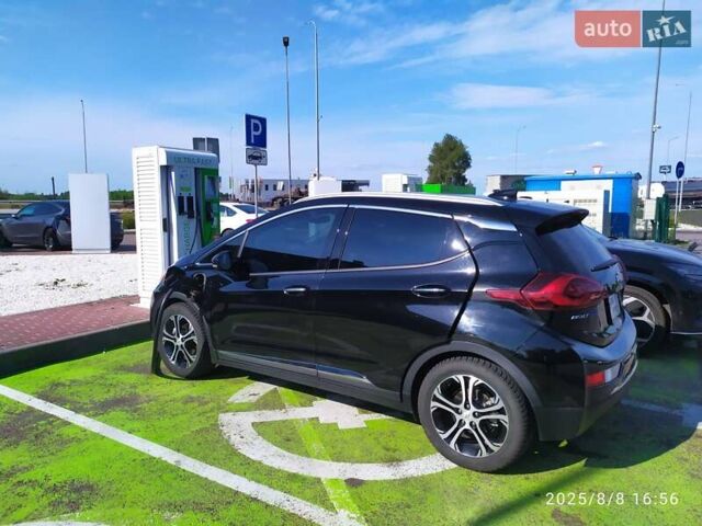 Черный Шевроле Bolt EV, объемом двигателя 0 л и пробегом 93 тыс. км за 14100 $, фото 44 на Automoto.ua