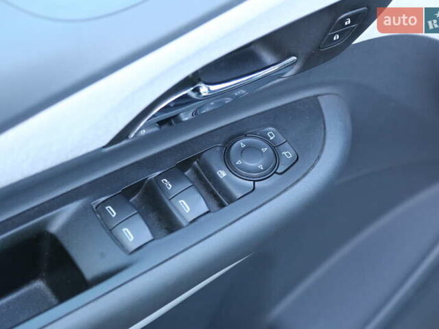 Черный Шевроле Bolt EV, объемом двигателя 0 л и пробегом 112 тыс. км за 14500 $, фото 21 на Automoto.ua