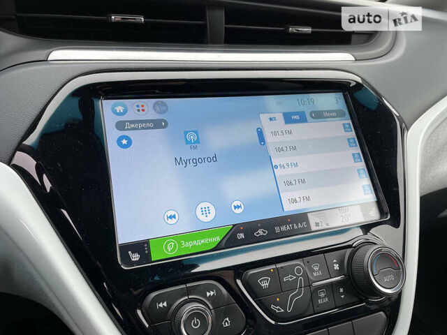 Черный Шевроле Bolt EV, объемом двигателя 0 л и пробегом 94 тыс. км за 21900 $, фото 27 на Automoto.ua
