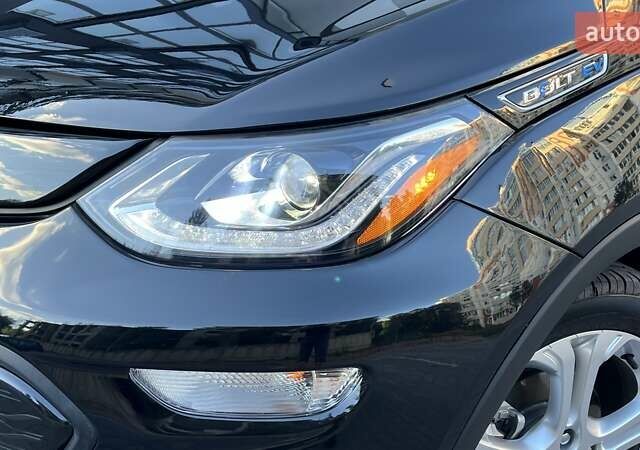 Черный Шевроле Bolt EV, объемом двигателя 0 л и пробегом 75 тыс. км за 14200 $, фото 15 на Automoto.ua