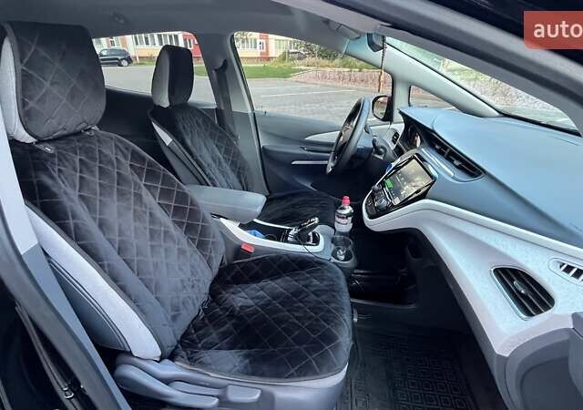 Черный Шевроле Bolt EV, объемом двигателя 0 л и пробегом 75 тыс. км за 14200 $, фото 33 на Automoto.ua