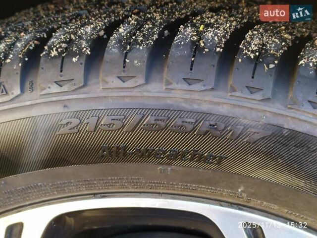 Черный Шевроле Bolt EV, объемом двигателя 0 л и пробегом 93 тыс. км за 14100 $, фото 30 на Automoto.ua