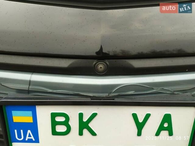 Черный Шевроле Bolt EV, объемом двигателя 0 л и пробегом 93 тыс. км за 14100 $, фото 4 на Automoto.ua
