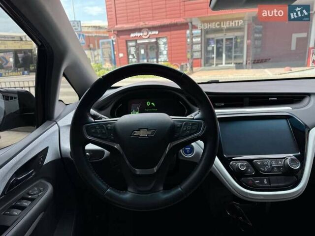 Черный Шевроле Bolt EV, объемом двигателя 0 л и пробегом 61 тыс. км за 14800 $, фото 33 на Automoto.ua