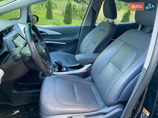 Черный Шевроле Bolt EV, объемом двигателя 0 л и пробегом 75 тыс. км за 15800 $, фото 33 на Automoto.ua