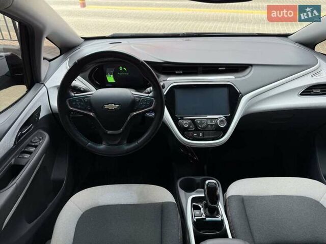 Черный Шевроле Bolt EV, объемом двигателя 0 л и пробегом 61 тыс. км за 14800 $, фото 32 на Automoto.ua