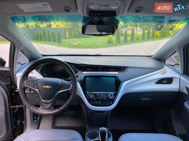 Черный Шевроле Bolt EV, объемом двигателя 0 л и пробегом 75 тыс. км за 15800 $, фото 31 на Automoto.ua