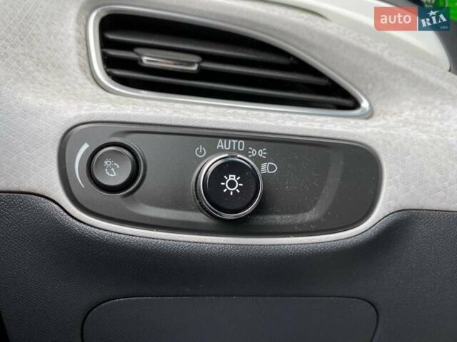 Чорний Шевроле Bolt EV, об'ємом двигуна 3 л та пробігом 78 тис. км за 16300 $, фото 17 на Automoto.ua