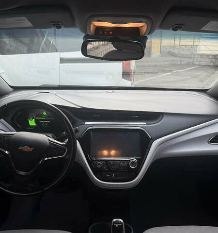 Черный Шевроле Bolt EV, объемом двигателя 0 л и пробегом 85 тыс. км за 16500 $, фото 3 на Automoto.ua