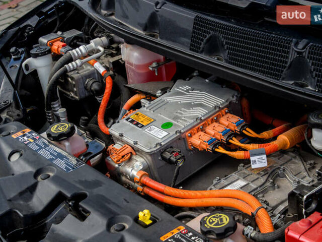 Черный Шевроле Bolt EV, объемом двигателя 0 л и пробегом 84 тыс. км за 18900 $, фото 63 на Automoto.ua