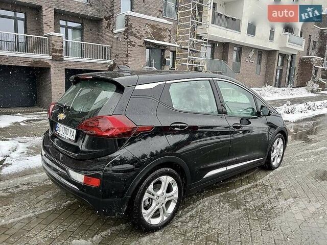 Черный Шевроле Bolt EV, объемом двигателя 0 л и пробегом 21 тыс. км за 17900 $, фото 2 на Automoto.ua