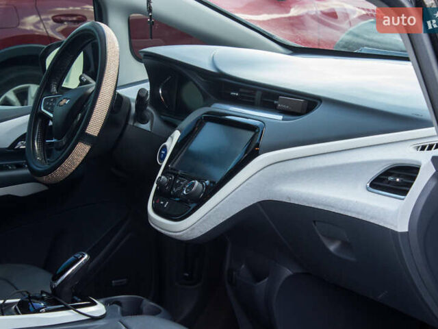 Черный Шевроле Bolt EV, объемом двигателя 0 л и пробегом 84 тыс. км за 18900 $, фото 38 на Automoto.ua