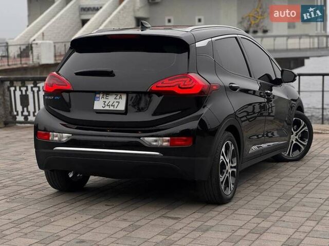 Черный Шевроле Bolt EV, объемом двигателя 0 л и пробегом 11 тыс. км за 17800 $, фото 6 на Automoto.ua