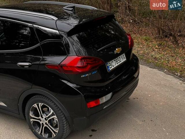 Черный Шевроле Bolt EV, объемом двигателя 0 л и пробегом 47 тыс. км за 16600 $, фото 4 на Automoto.ua
