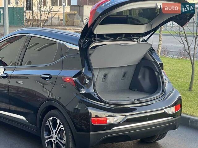 Черный Шевроле Bolt EV, объемом двигателя 0 л и пробегом 9 тыс. км за 16999 $, фото 10 на Automoto.ua