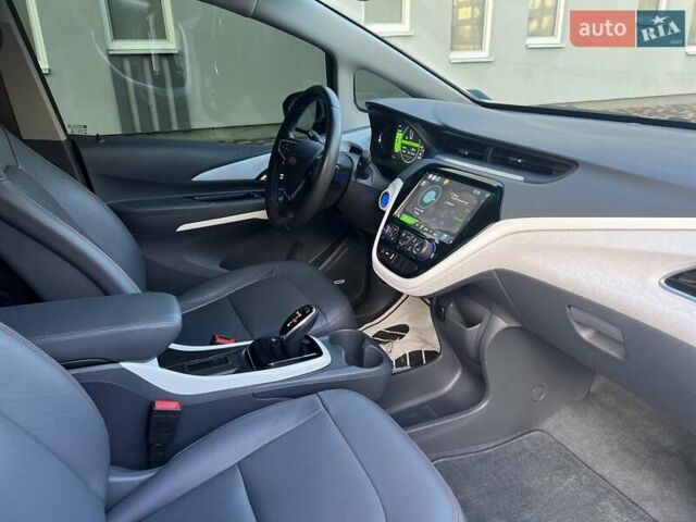 Черный Шевроле Bolt EV, объемом двигателя 0 л и пробегом 9 тыс. км за 16999 $, фото 22 на Automoto.ua