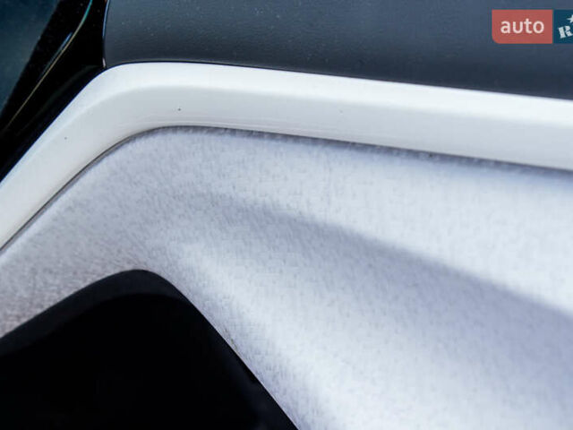 Черный Шевроле Bolt EV, объемом двигателя 0 л и пробегом 84 тыс. км за 18900 $, фото 39 на Automoto.ua