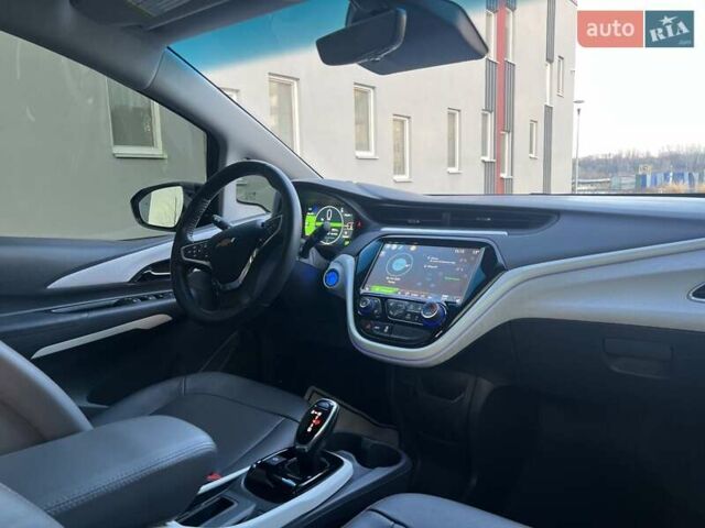 Черный Шевроле Bolt EV, объемом двигателя 0 л и пробегом 9 тыс. км за 16999 $, фото 19 на Automoto.ua