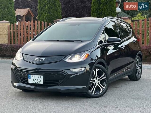 Черный Шевроле Bolt EV, объемом двигателя 0 л и пробегом 74 тыс. км за 16200 $, фото 2 на Automoto.ua