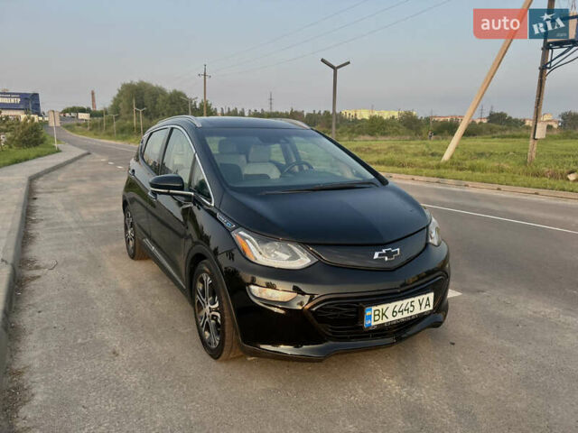 Черный Шевроле Bolt EV, объемом двигателя 0 л и пробегом 62 тыс. км за 16000 $, фото 2 на Automoto.ua