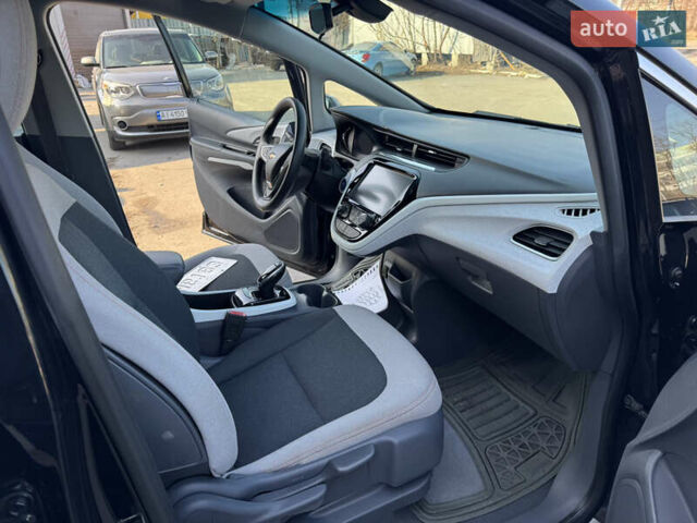 Черный Шевроле Bolt EV, объемом двигателя 0 л и пробегом 217 тыс. км за 14000 $, фото 11 на Automoto.ua