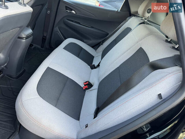 Черный Шевроле Bolt EV, объемом двигателя 0 л и пробегом 217 тыс. км за 14000 $, фото 12 на Automoto.ua