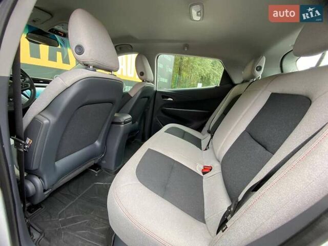 Чорний Шевроле Bolt EV, об'ємом двигуна 3 л та пробігом 78 тис. км за 16300 $, фото 30 на Automoto.ua