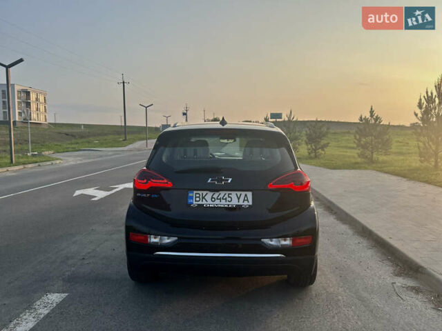Черный Шевроле Bolt EV, объемом двигателя 0 л и пробегом 62 тыс. км за 16000 $, фото 5 на Automoto.ua